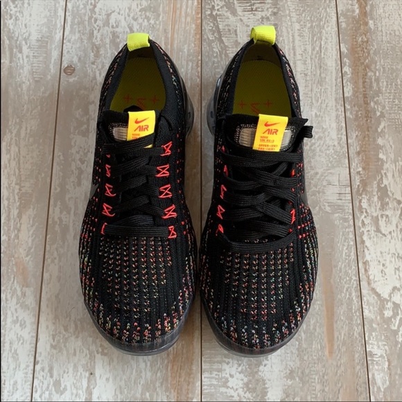 NWT Nike air Vapormax Flyknit 3 - Picture 2 of 8
